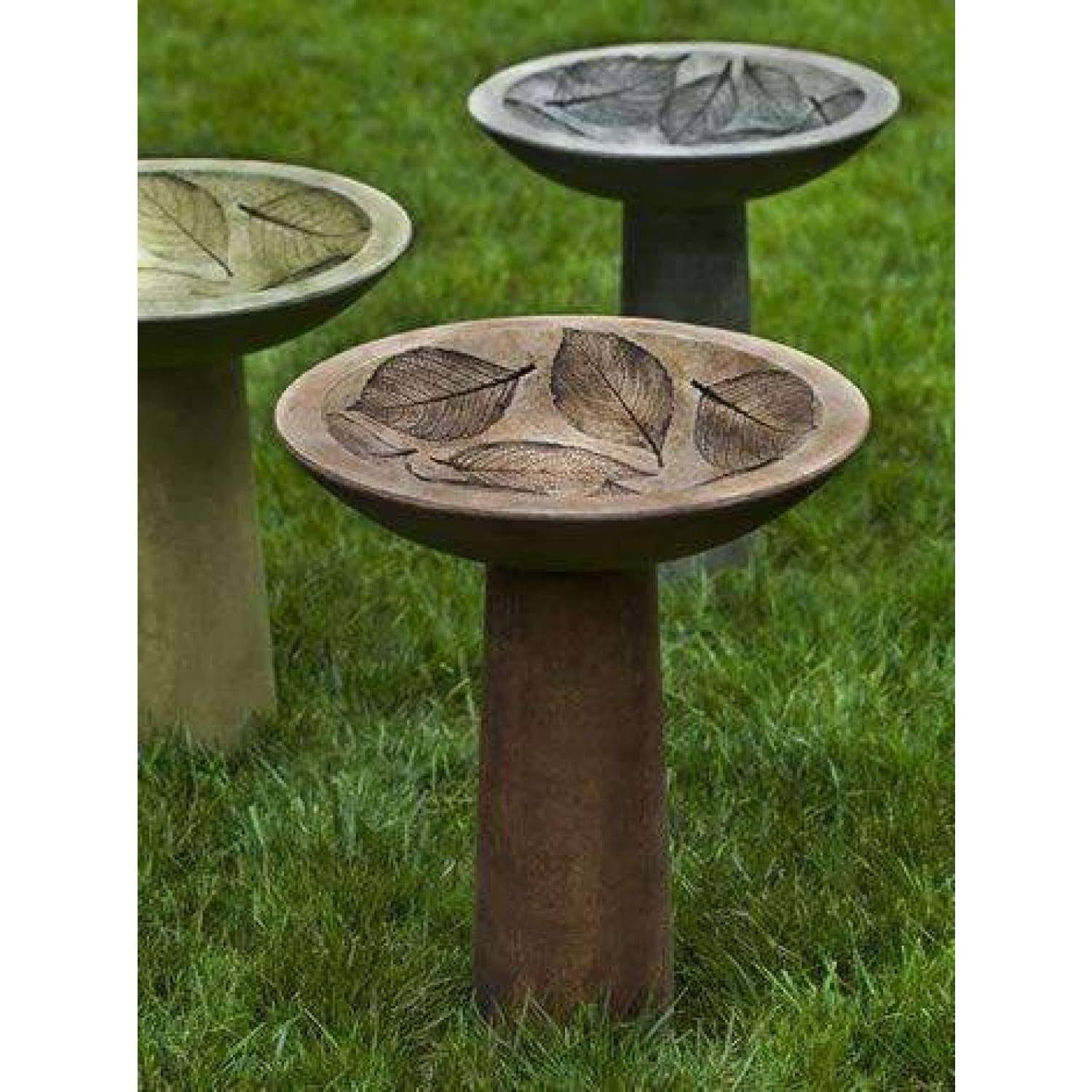 Hydrangea Leaf Birdbath H891
