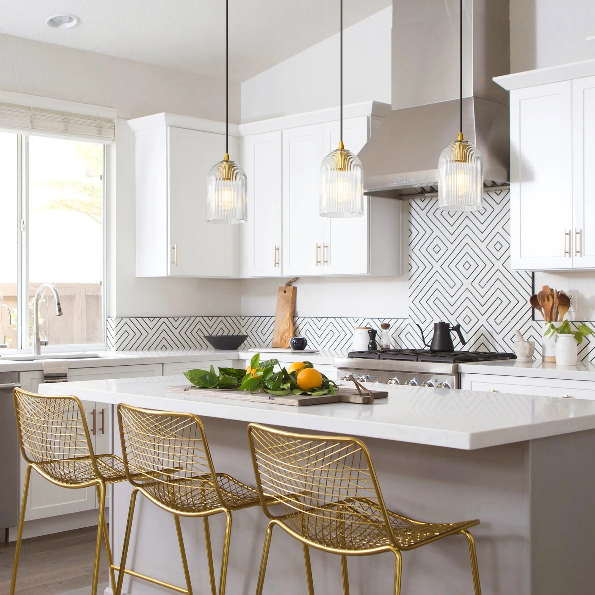 1-Light Dimmable Clear Glass Modern Shaded Pendant G222606