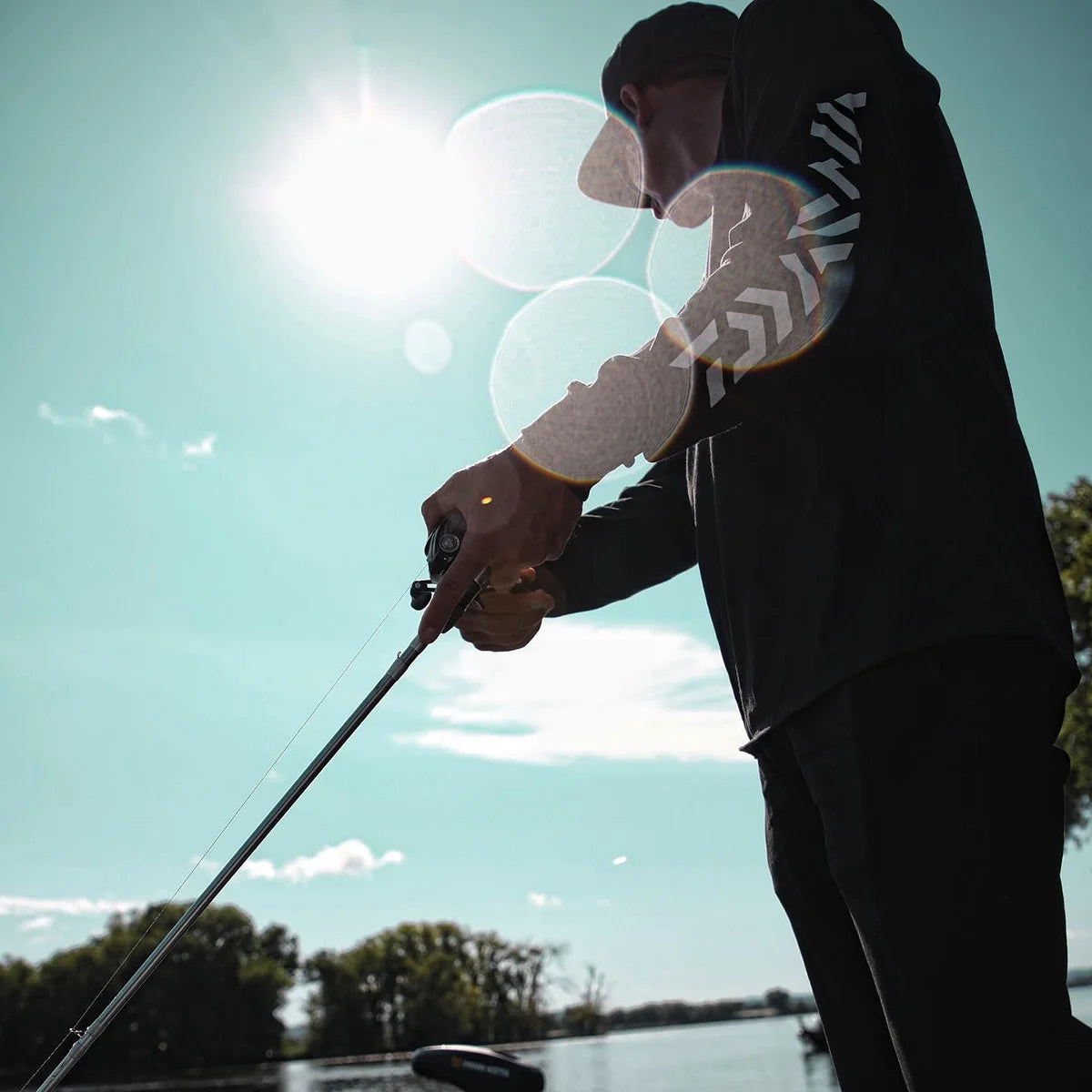 Carbon Case Travel Spinning Rod and Reel Combo Kit Q16334