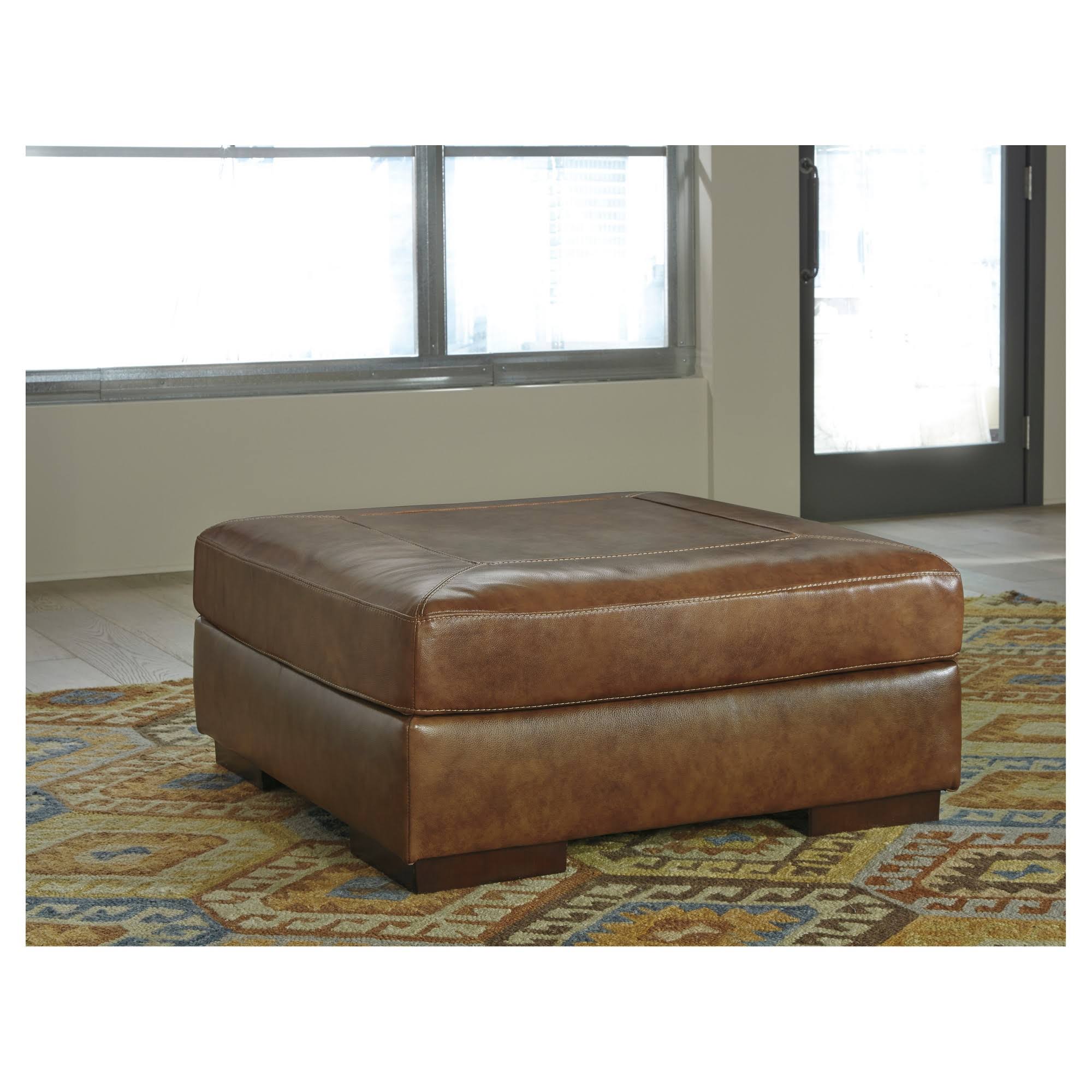 Oversized Accent Ottoman Y413