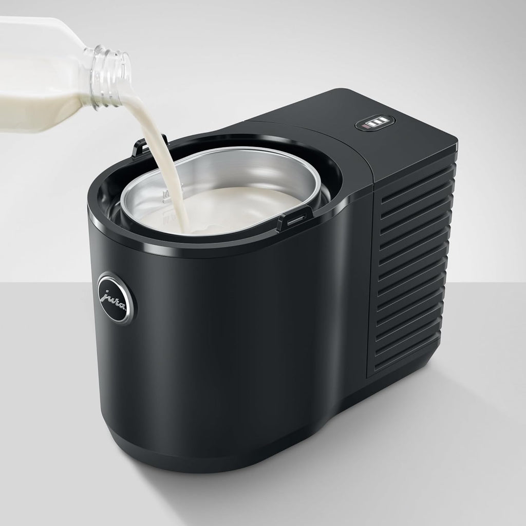 Black 1 Liter (34 oz) Cool Control P909