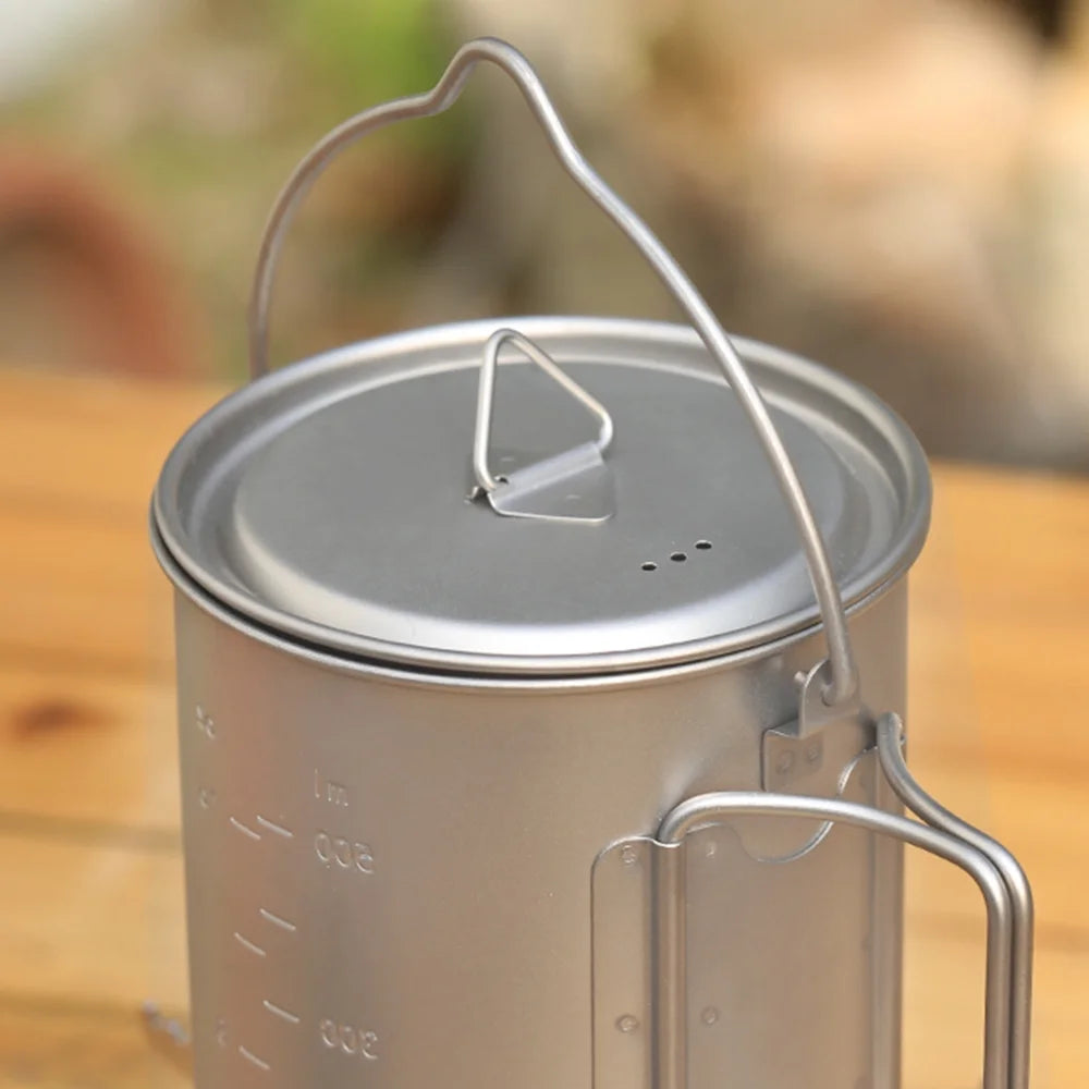 Titanium Pot 750ml with Lid and Foldable Handles L741590