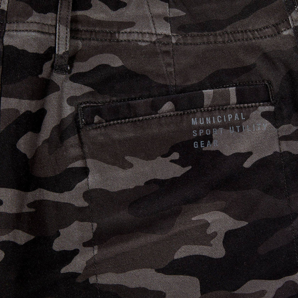 Multi Pant in Night Camo Size 34 F3835