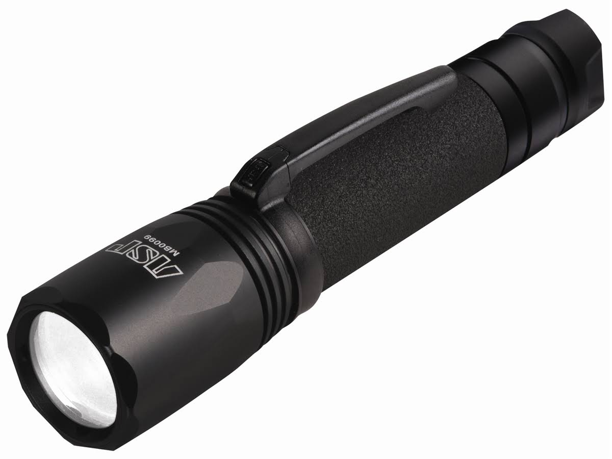 Triad USB Flashlight R970