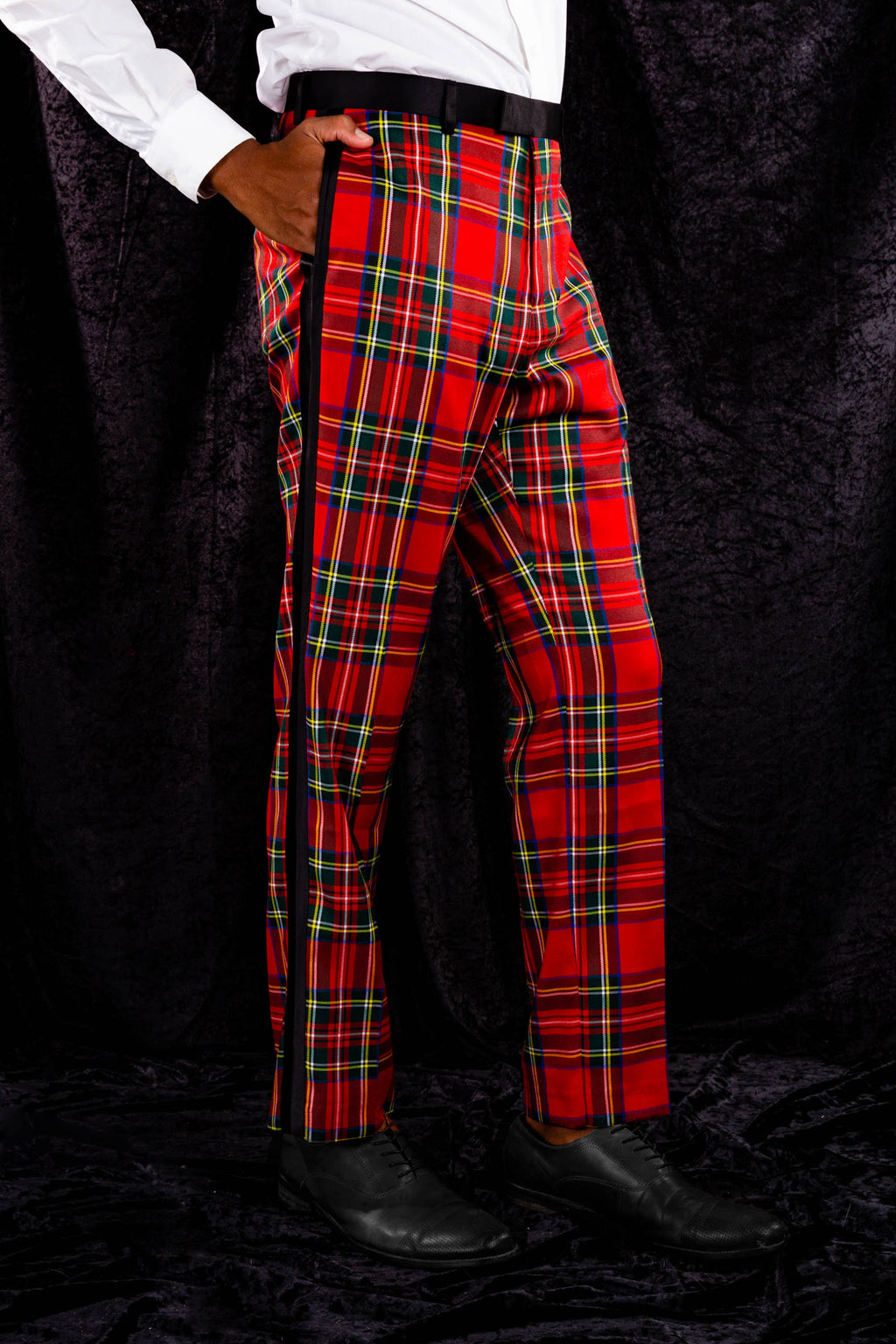 Tartan Plaid Tuxedo Size 40 Black/Red P994321