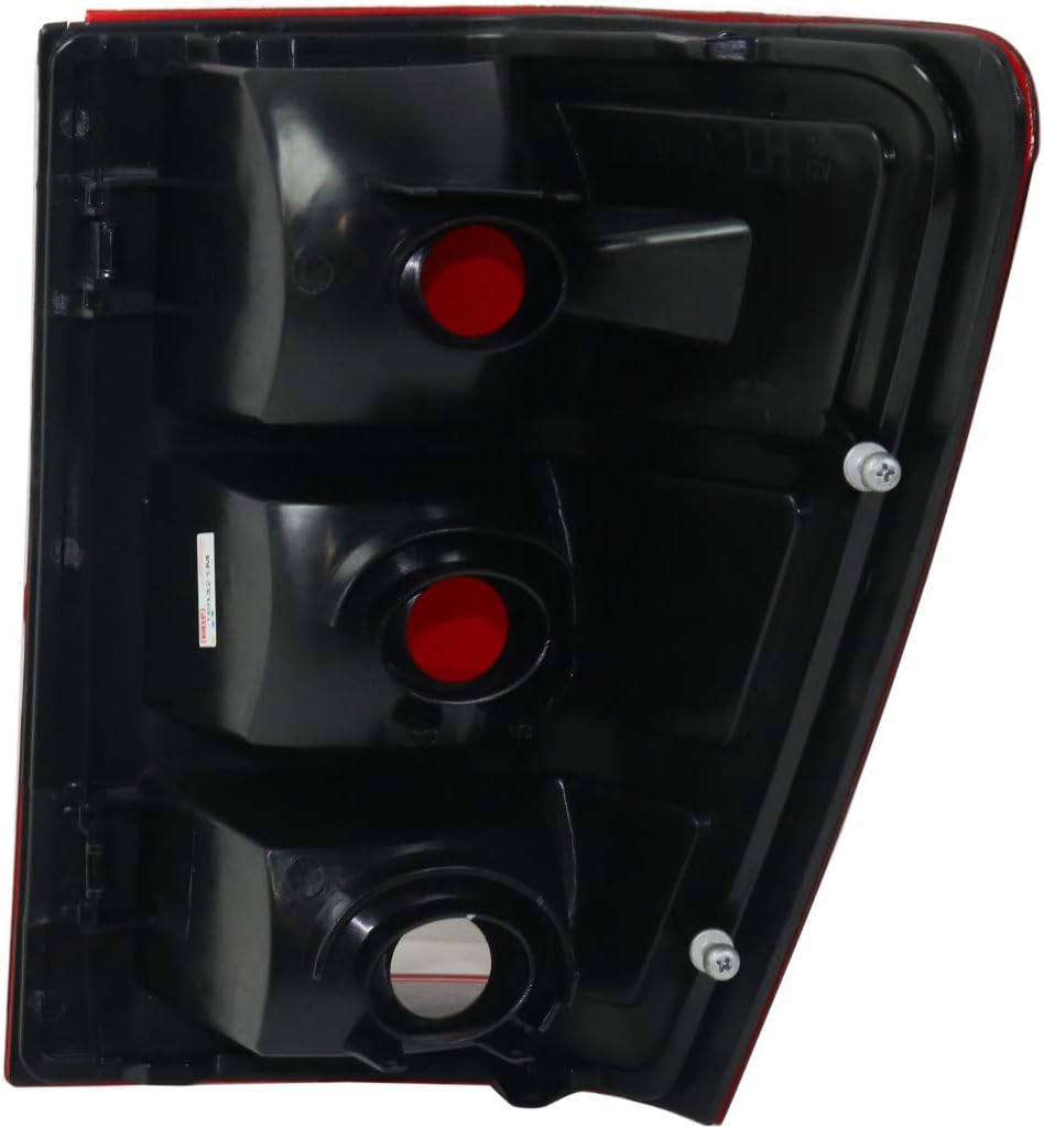 2005 2006 Jeep Grand Cherokee Tail Light Assembly Passenger Side w/Bulbs J316246