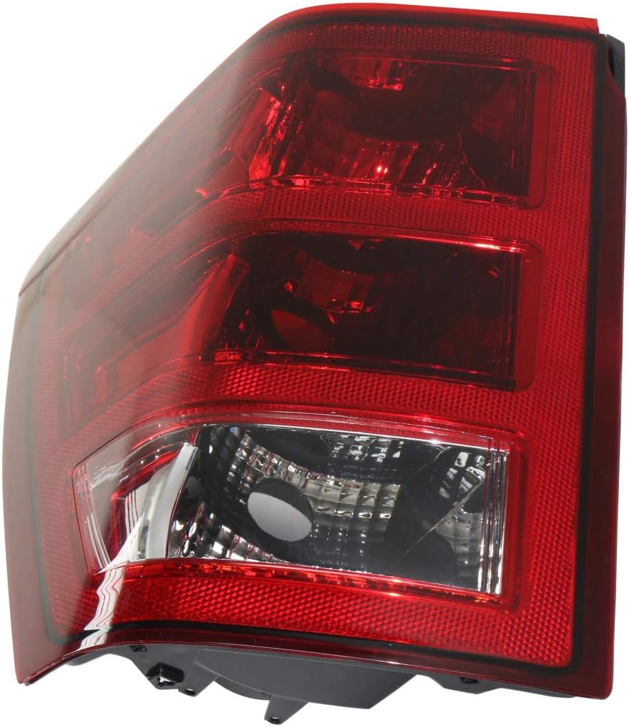 2005 2006 Jeep Grand Cherokee Tail Light Assembly Passenger Side w/Bulbs J316246