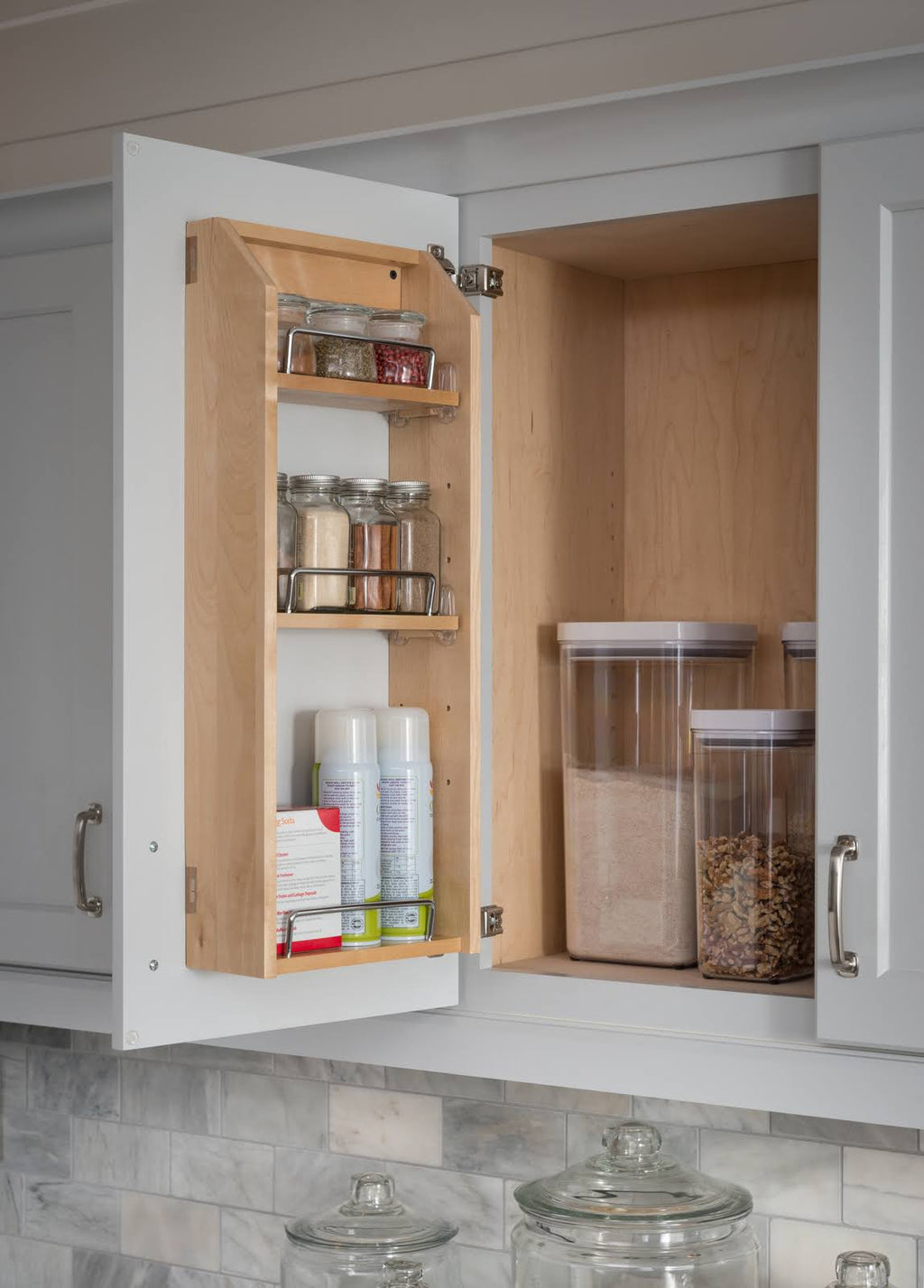 Adjustable Spice Rack for 15-inch Wall Cabinet 9-1/2-in Y1514